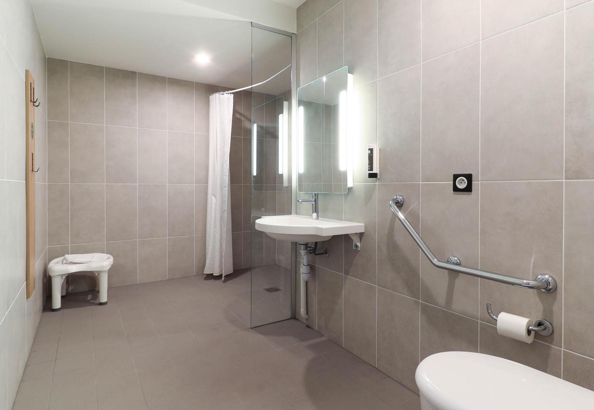 B&B Hotel Dijon Valmy Toison D'Or Экстерьер фото